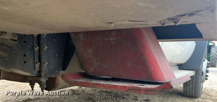 image for item LA9893 2009 Dodge Ram 5500HD  bucket truck