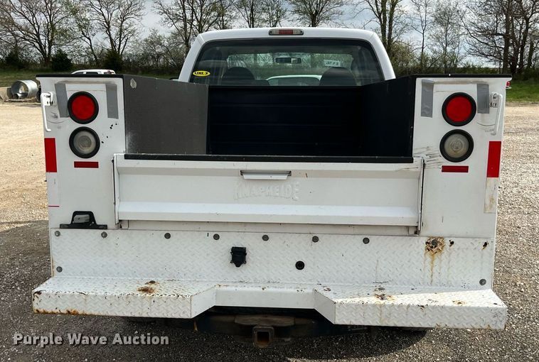 image for item LA9895 2010 Ford F250 Super Duty XL  SuperCab utility bed pickup truck