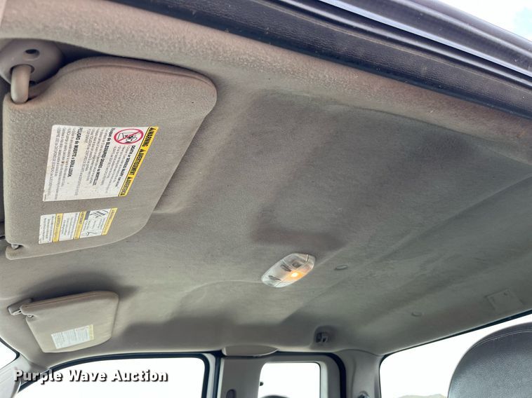 image for item LA9895 2010 Ford F250 Super Duty XL  SuperCab utility bed pickup truck