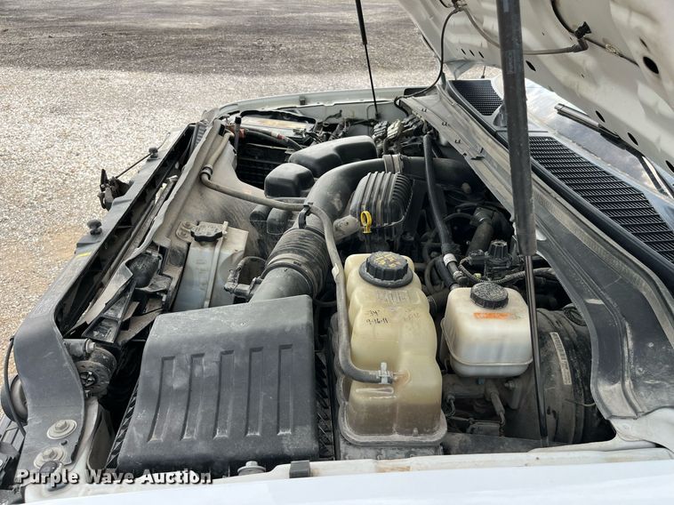 image for item LA9895 2010 Ford F250 Super Duty XL  SuperCab utility bed pickup truck