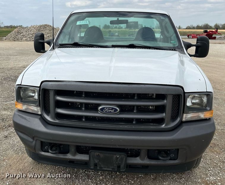 image for item LA9896 2003 Ford F250 Super Duty XL  utility bed pickup truck