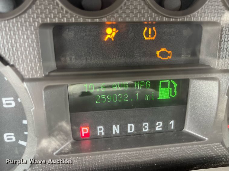 image for item LA9897 2008 Ford F250 Super Duty XL  SuperCab utility bed pickup truck