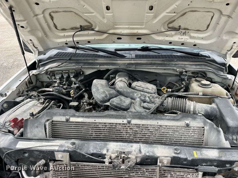 image for item LA9897 2008 Ford F250 Super Duty XL  SuperCab utility bed pickup truck