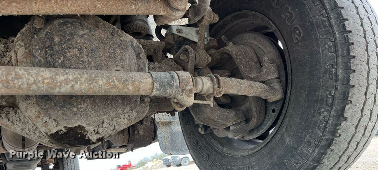 image for item LA9897 2008 Ford F250 Super Duty XL  SuperCab utility bed pickup truck