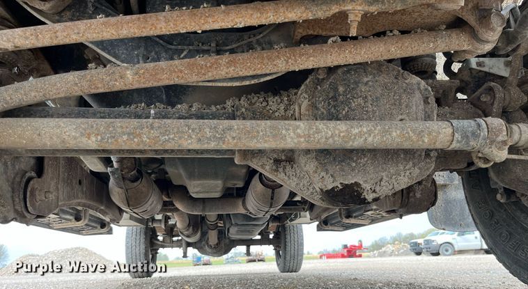 image for item LA9897 2008 Ford F250 Super Duty XL  SuperCab utility bed pickup truck