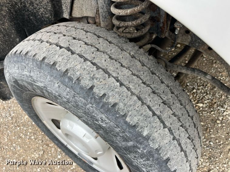 image for item LA9897 2008 Ford F250 Super Duty XL  SuperCab utility bed pickup truck