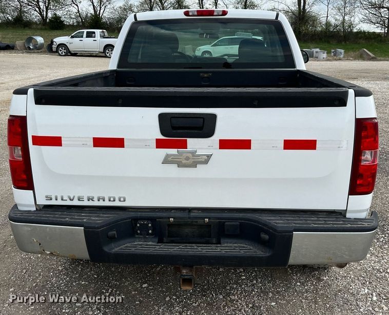 image for item LA9898 2008 Chevrolet Silverado 1500  Ext. Cab pickup truck