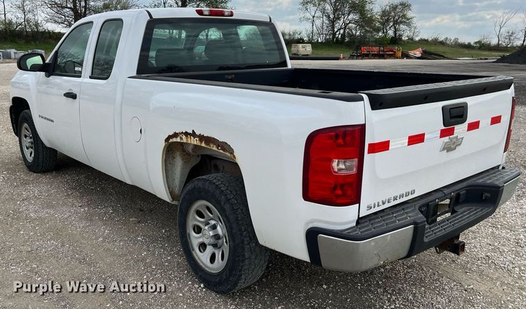 image for item LA9898 2008 Chevrolet Silverado 1500  Ext. Cab pickup truck