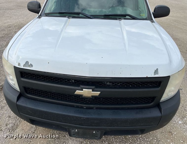 image for item LA9898 2008 Chevrolet Silverado 1500  Ext. Cab pickup truck