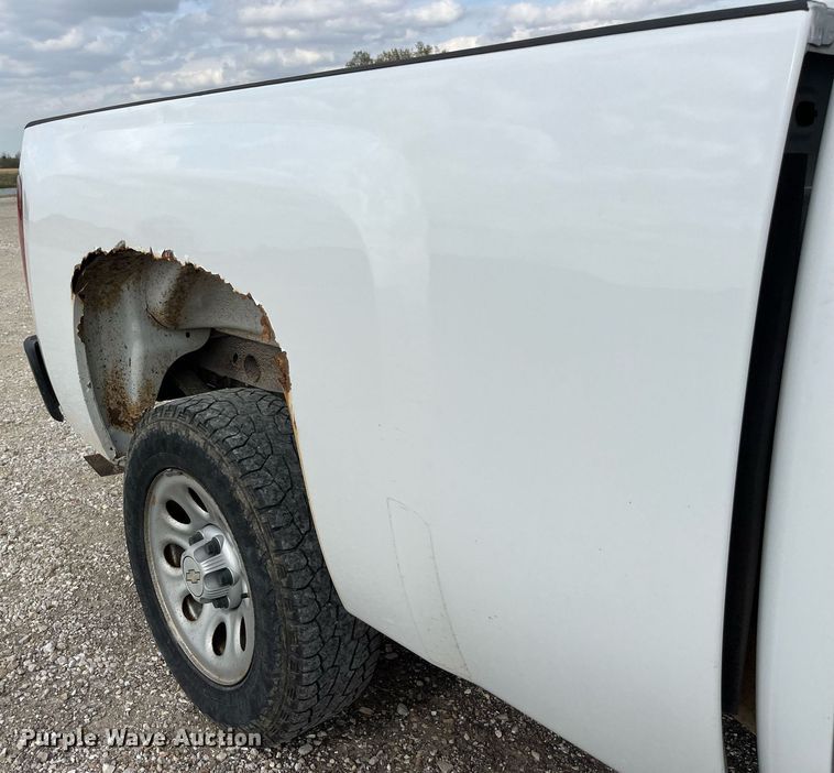 image for item LA9898 2008 Chevrolet Silverado 1500  Ext. Cab pickup truck