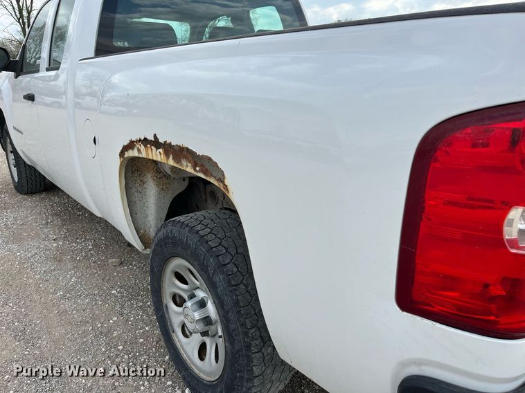 image for item LA9898 2008 Chevrolet Silverado 1500  Ext. Cab pickup truck