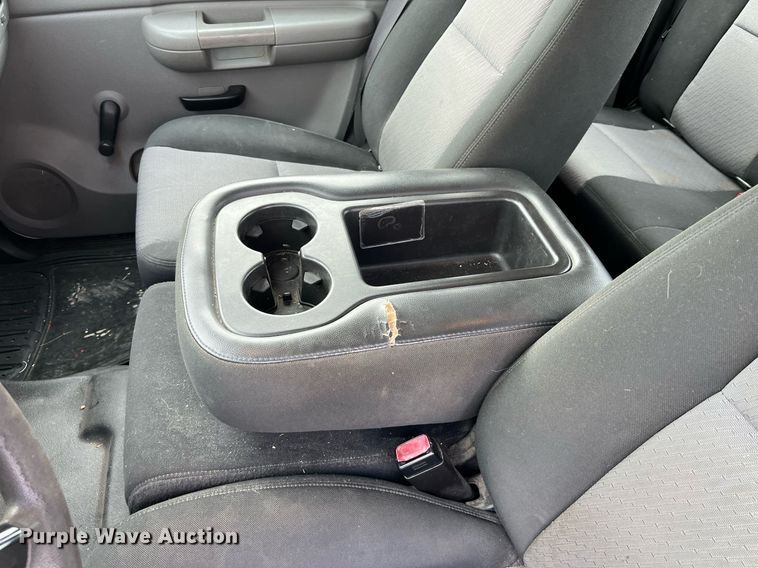 image for item LA9898 2008 Chevrolet Silverado 1500  Ext. Cab pickup truck