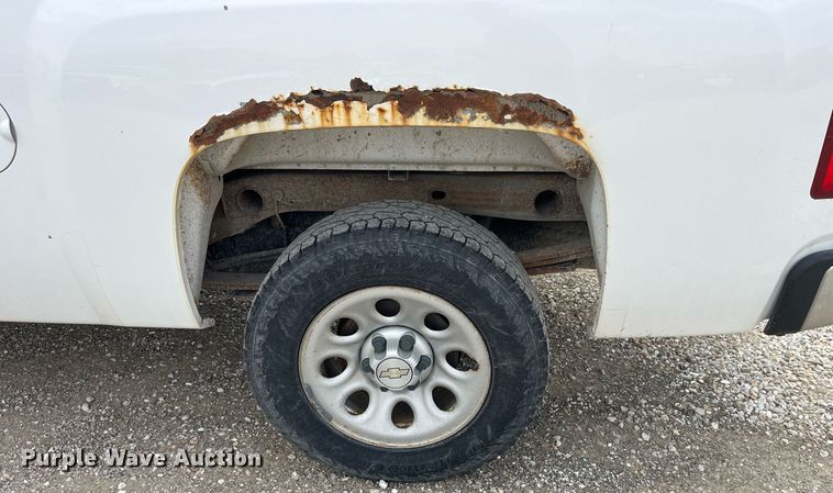 image for item LA9898 2008 Chevrolet Silverado 1500  Ext. Cab pickup truck