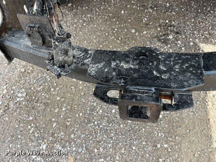 image for item LA9899 2011 Ford F250 Super Duty  Crew Cab flatbed pickup truck