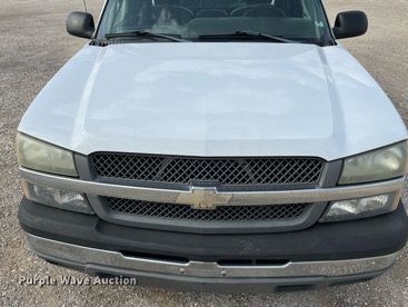 image for item LA9900 2005 Chevrolet Silverado 1500  pickup truck