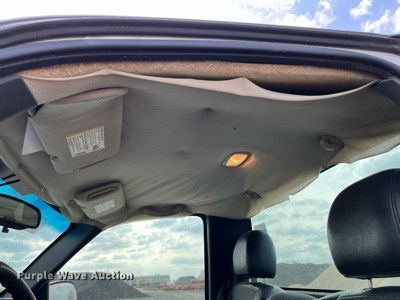 image for item LA9900 2005 Chevrolet Silverado 1500  pickup truck