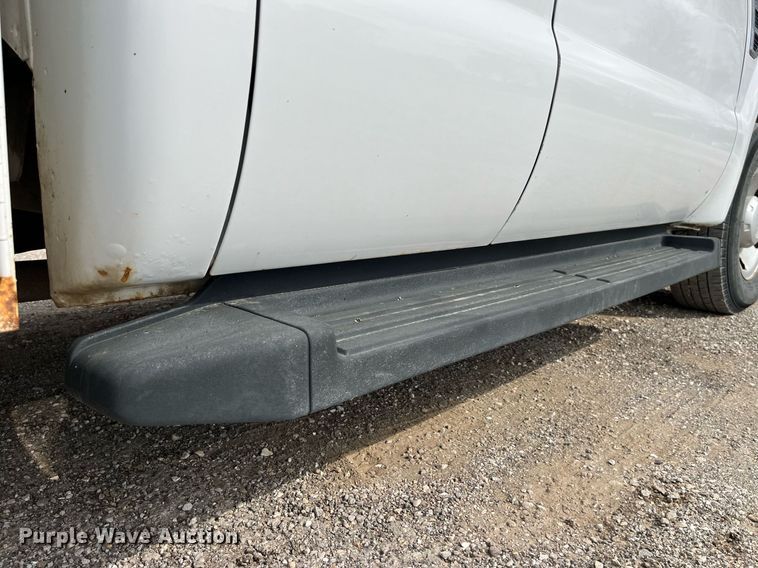 image for item LA9902 2008 Ford F250 Super Duty XL  SuperCab utility bed pickup truck