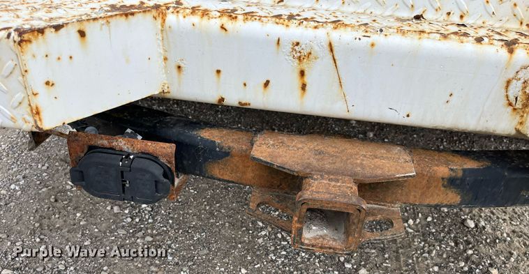 image for item LA9902 2008 Ford F250 Super Duty XL  SuperCab utility bed pickup truck