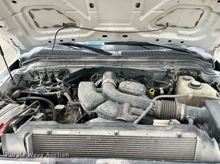 image for item LA9902 2008 Ford F250 Super Duty XL  SuperCab utility bed pickup truck