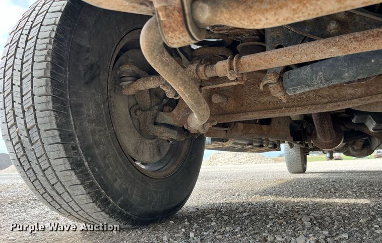 image for item LA9902 2008 Ford F250 Super Duty XL  SuperCab utility bed pickup truck