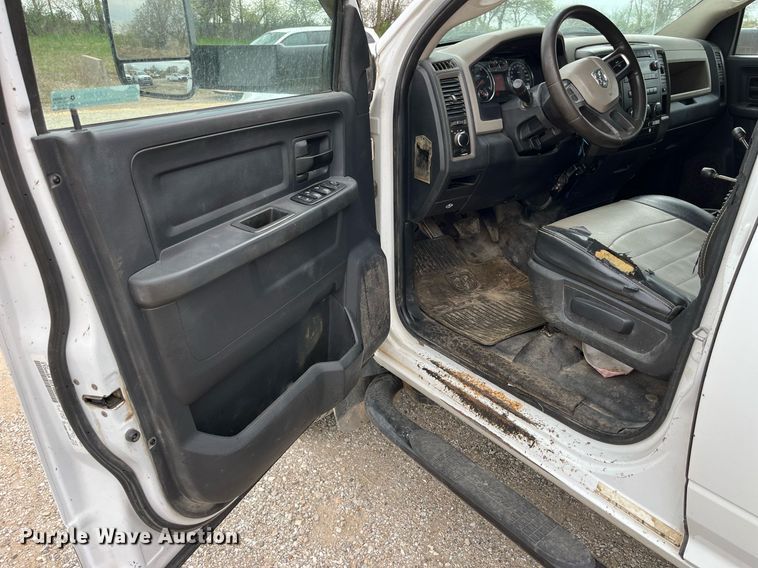 image for item LA9903 2011 Dodge Ram 5500HD  Crew Cab dump truck