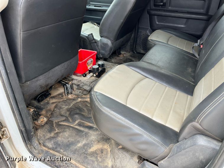 image for item LA9903 2011 Dodge Ram 5500HD  Crew Cab dump truck