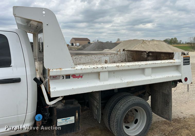image for item LA9904 2011 Dodge Ram 5500HD  Crew Cab dump truck