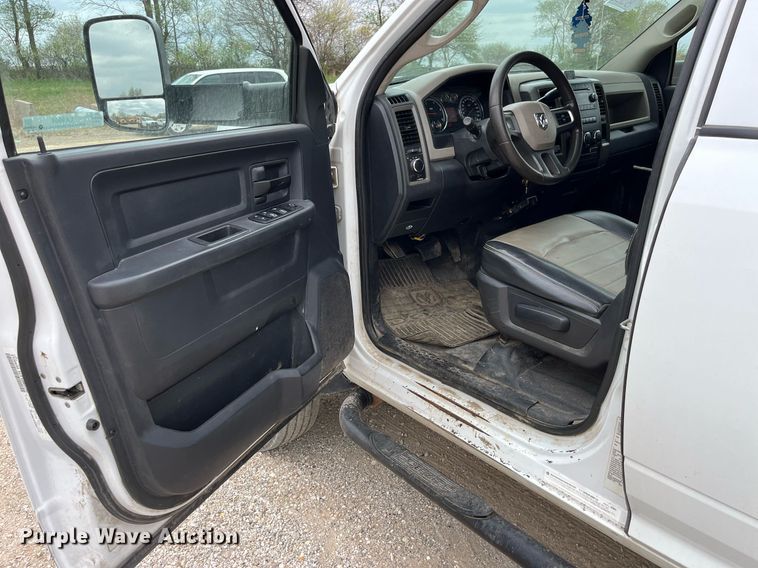 image for item LA9904 2011 Dodge Ram 5500HD  Crew Cab dump truck