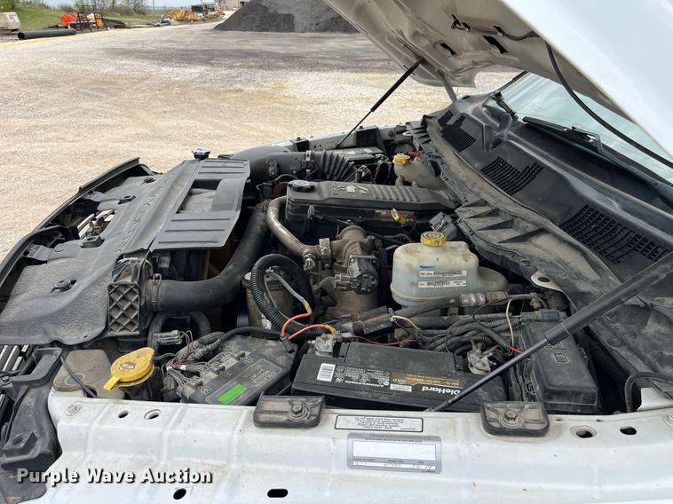 image for item LA9904 2011 Dodge Ram 5500HD  Crew Cab dump truck