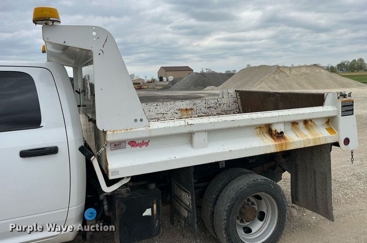 image for item LA9905 2011 Dodge Ram 5500HD  Crew Cab dump truck