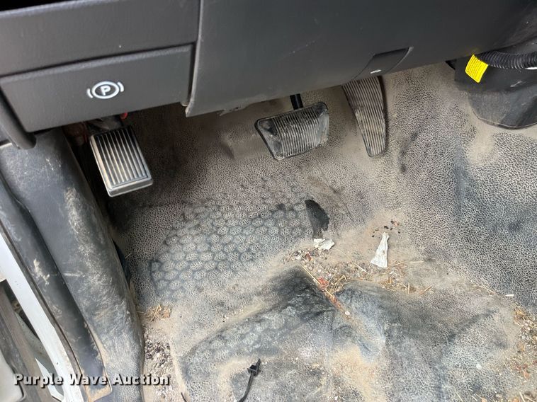 image for item LA9905 2011 Dodge Ram 5500HD  Crew Cab dump truck