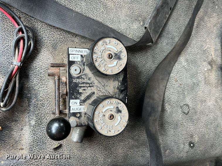 image for item LA9905 2011 Dodge Ram 5500HD  Crew Cab dump truck