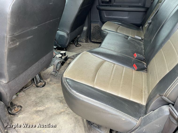 image for item LA9905 2011 Dodge Ram 5500HD  Crew Cab dump truck