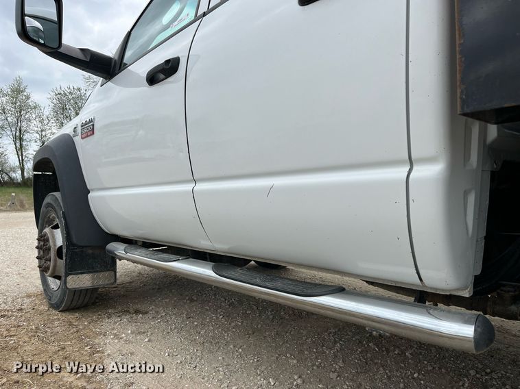 image for item LA9906 2009 Dodge Ram 5500HD  Quad Cab flatbed truck