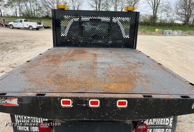 image for item LA9906 2009 Dodge Ram 5500HD  Quad Cab flatbed truck