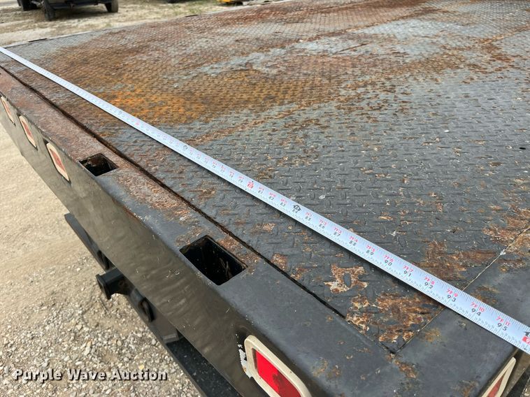 image for item LA9906 2009 Dodge Ram 5500HD  Quad Cab flatbed truck