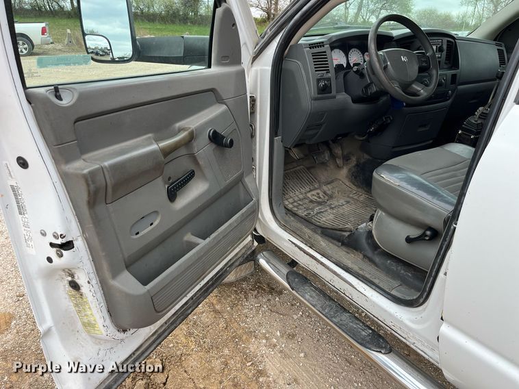 image for item LA9906 2009 Dodge Ram 5500HD  Quad Cab flatbed truck