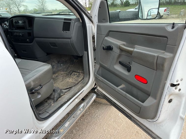 image for item LA9906 2009 Dodge Ram 5500HD  Quad Cab flatbed truck