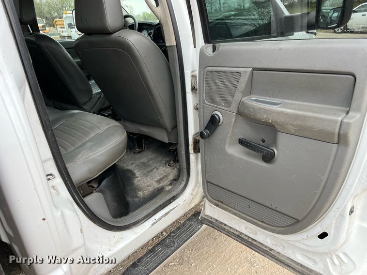 image for item LA9906 2009 Dodge Ram 5500HD  Quad Cab flatbed truck