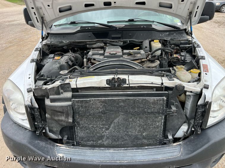 image for item LA9906 2009 Dodge Ram 5500HD  Quad Cab flatbed truck