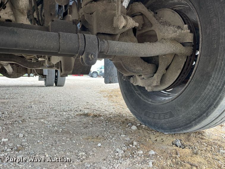 image for item LA9906 2009 Dodge Ram 5500HD  Quad Cab flatbed truck