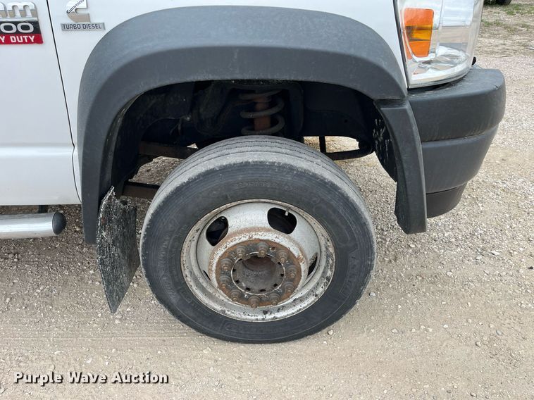 image for item LA9906 2009 Dodge Ram 5500HD  Quad Cab flatbed truck