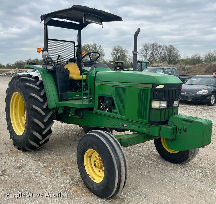 image for item LA9910 2001 John Deere 6410  tractor