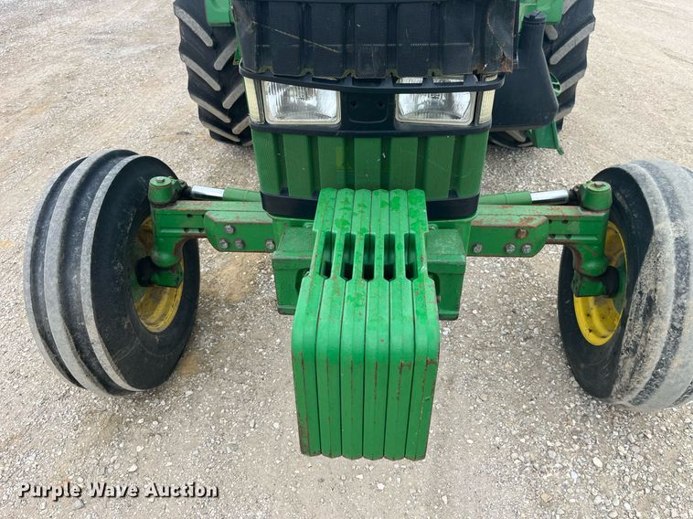 image for item LA9910 2001 John Deere 6410  tractor