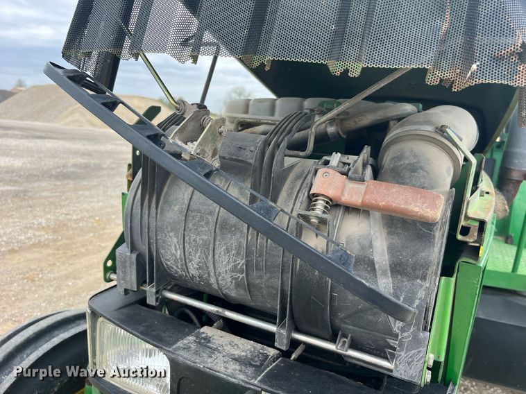 image for item LA9910 2001 John Deere 6410  tractor