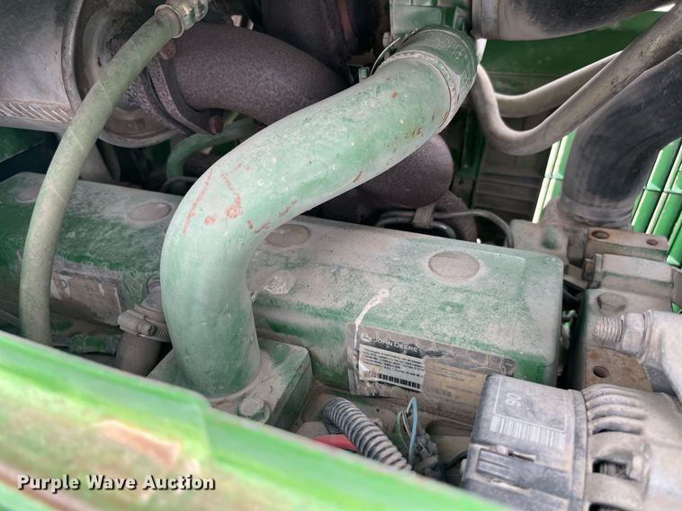 image for item LA9910 2001 John Deere 6410  tractor