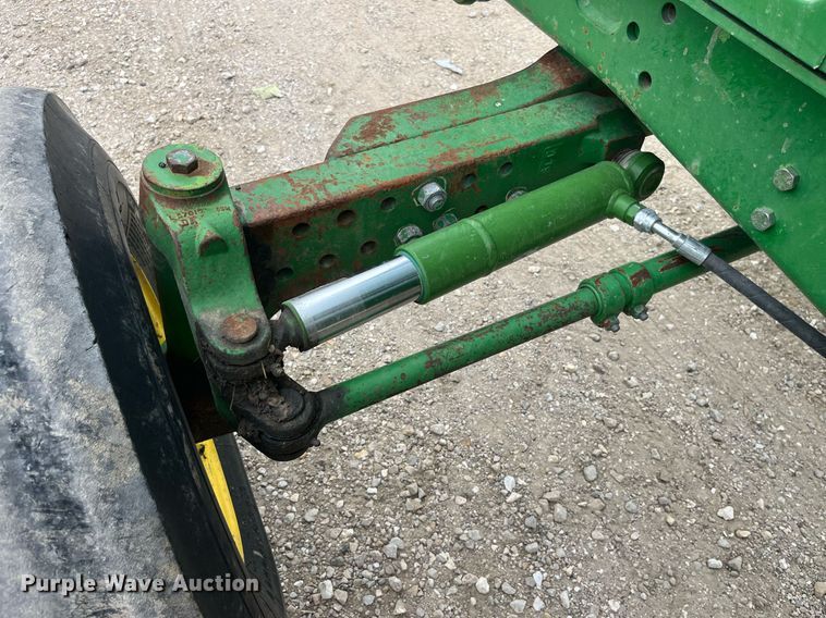 image for item LA9910 2001 John Deere 6410  tractor