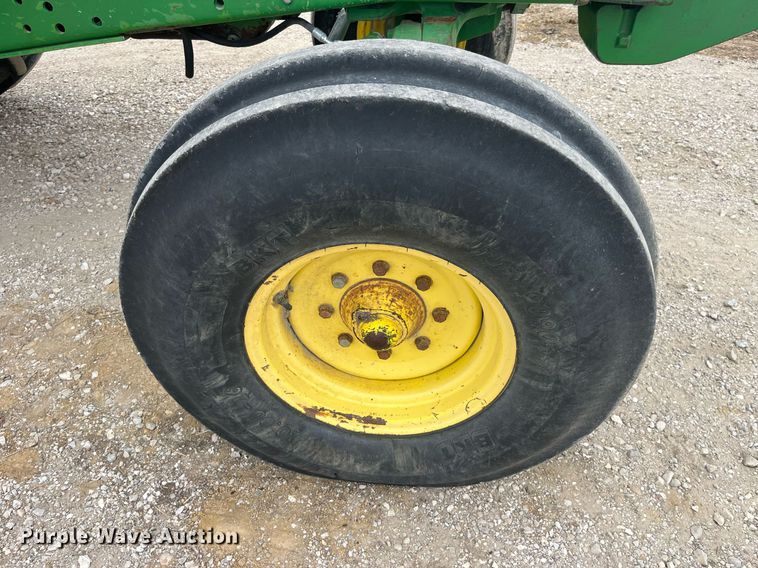 image for item LA9910 2001 John Deere 6410  tractor