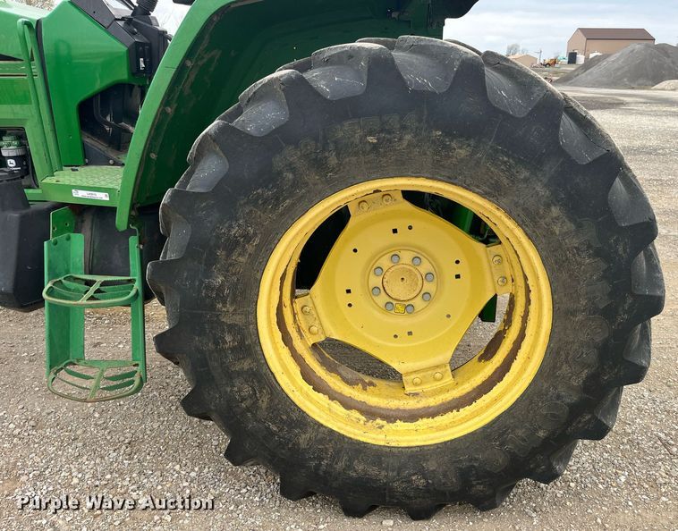 image for item LA9910 2001 John Deere 6410  tractor