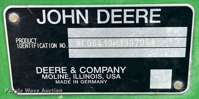 image for item LA9910 2001 John Deere 6410  tractor